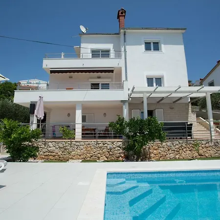 Charming Modern House With The New Swimming Pool - Maya 2 * 트로기르