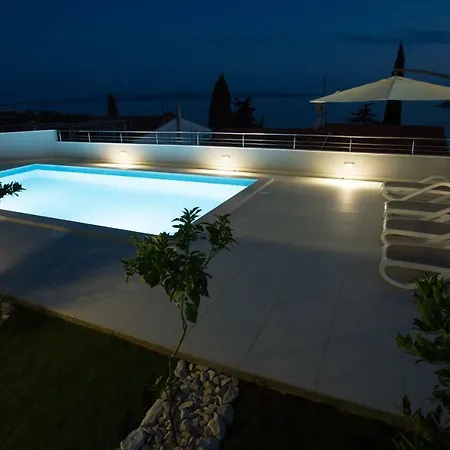 Charming Modern House With The New Swimming Pool - Maya 2 Trogir