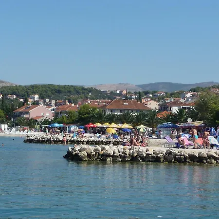 Charming Modern House With The New Swimming Pool - Maya 2 Apartment Trogir