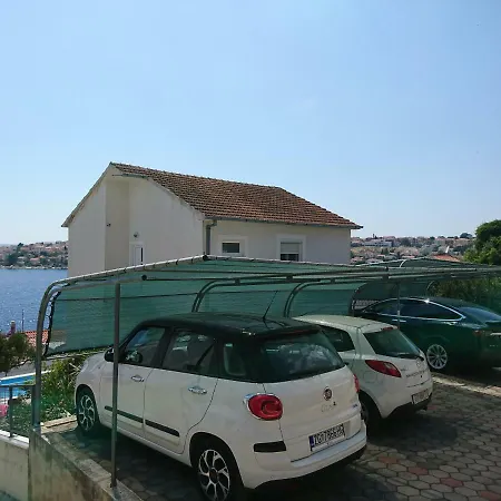 Apartment Charming Modern House With The New Swimming Pool - Maya 2